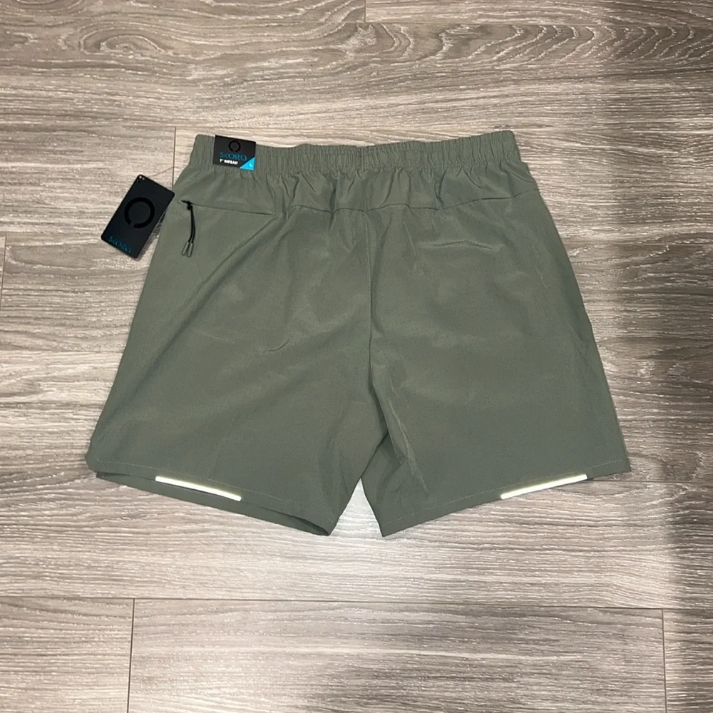 Skora running shorts. Size L. NWT